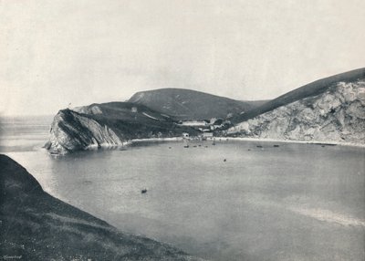 Lulworth - Lulworth Cove and Village ، 1895 بواسطة غير معروف
