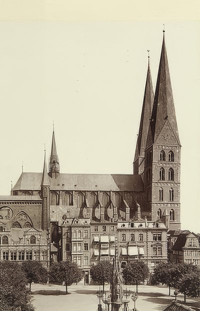 Marienkirche في لوبيك. حوالي عام 1900 بواسطة غير معروف