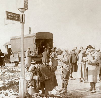 مطبخ متنقل على Voie Sacrée ، فردان ، شمال فرنسا ، c1914-c1918. بواسطة غير معروف