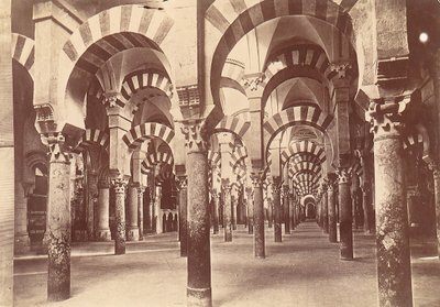 مسجد في قرطبة من ثمانينيات وتسعينيات القرن التاسع عشر. بواسطة غير معروف