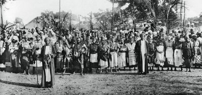 الراقصون الأصليون في مومباسا ، 1924-1925 ، 1937 بواسطة غير معروف