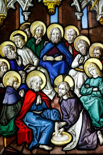 متحف Oeuvre Notre-Dame ، نافذة زجاجية ملونة ، المسيح يغسل أقدام الرسل بواسطة غير معروف