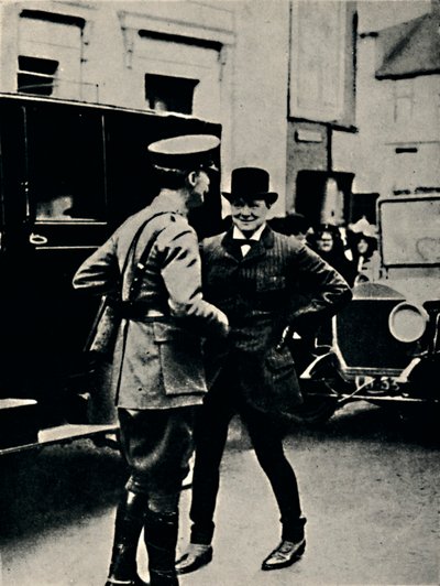 زيارة رسمية لفرنسا ، 1917 ، 1945. بواسطة غير معروف