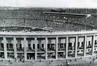 الملعب الأولمبي ، برلين ، 1936 بواسطة غير معروف