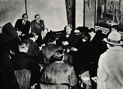 على متن يوروبا ، 1931 ، 1945. بواسطة غير معروف