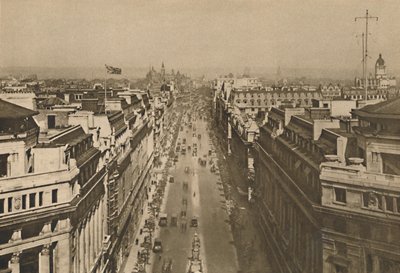 على سطح منزل بوش ، ينظر من Kingsway نحو المرتفعات الشمالية ، c1935. بواسطة غير معروف