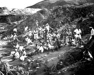 منجم أوبينكاست ، كوريا ، 1900 بواسطة غير معروف