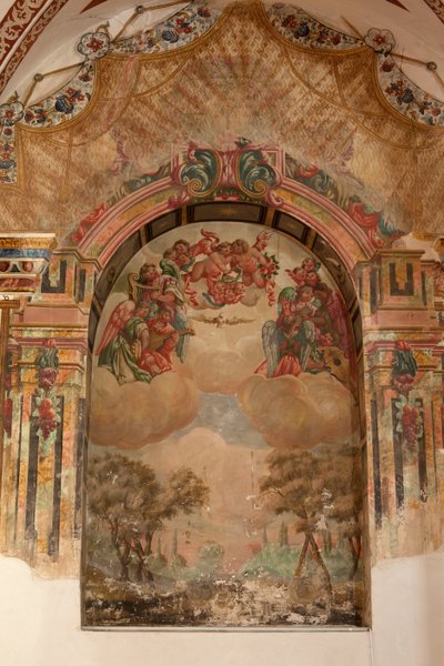 Parish church (Iglesia de San Agustín). Interior. A chapel. Wall paintings. School of Zurbaran. A chapel. Baroque. 17th century. بواسطة غير معروف