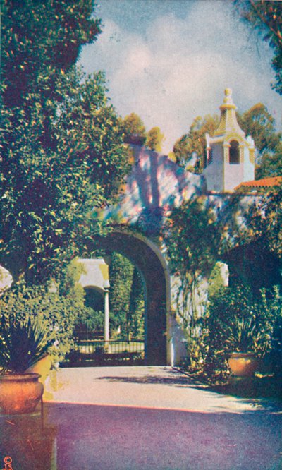 فناء قصر التصوير الفوتوغرافي ، عام 1935 بواسطة غير معروف