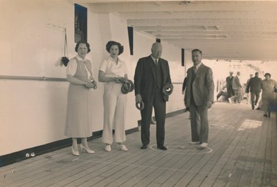 لعب quoits على متن SS Arandora Star ، 1936 بواسطة غير معروف