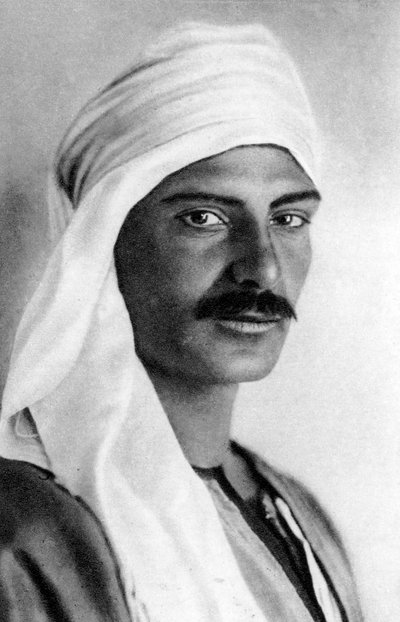 صورة لبدو ، ج 1920s بواسطة غير معروف