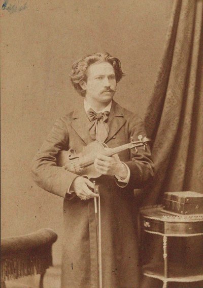 صورة لعازف الكمان والملحن فرانتيسك أوندريتشك 1857-1922 ، 1882-1883. بواسطة غير معروف