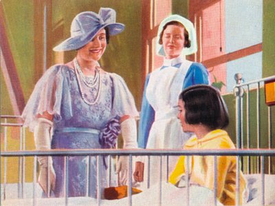 الملكة إليزابيث تزور جناح أطفال في مستشفى ميدلسكس ، 1935. 1937 بواسطة غير معروف