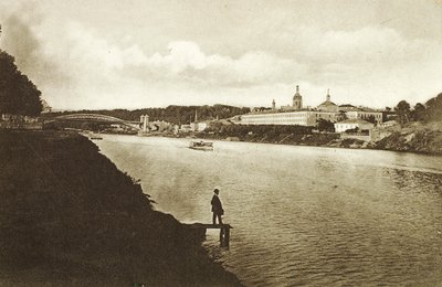 جسر السكة الحديدية ودير نوفوديفيتشي دير العذراء الجديد ، موسكو ، روسيا ، 1910s بواسطة غير معروف