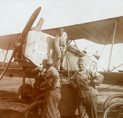 طائرة للتزود بالوقود ، c1914-c1918 بواسطة غير معروف