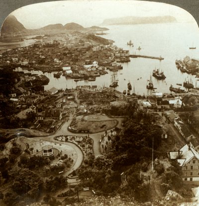 ترميم مدينة محترقة - أليسوند ، ميناء جزيرة ، وسوق سمك القد المهم ، النرويج ، c1905. بواسطة غير معروف