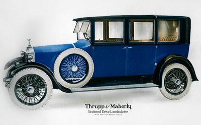 سيارة رولز رويس المغلقة بمحرك مع قسم خلف السائق ، c1910-1929 بواسطة غير معروف