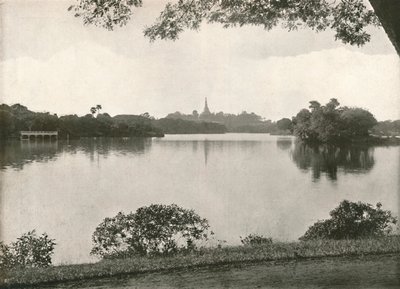 البحيرات الملكية ، رانجون ، 1900. بواسطة غير معروف