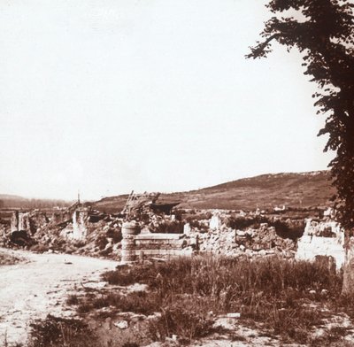 أطلال ، تشوني ، شمال فرنسا ، c1914-c1918 بواسطة غير معروف