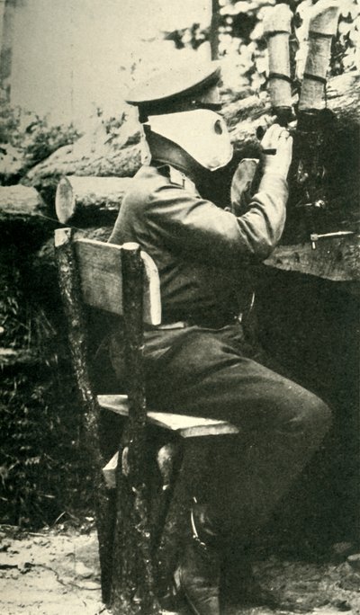 جندي روسي يستخدم بندقية الناظور ، الحرب العالمية الأولى ، 1914-1918 ، c1920. بواسطة غير معروف