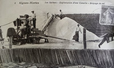 Saltworks ، Camargue ، Aigues-Mortes ، Provenece ، فرنسا (b / w photo) بواسطة غير معروف