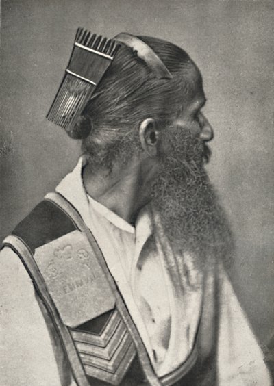 خادم السنهالية مع مشط ذبلية ، 1926 بواسطة غير معروف