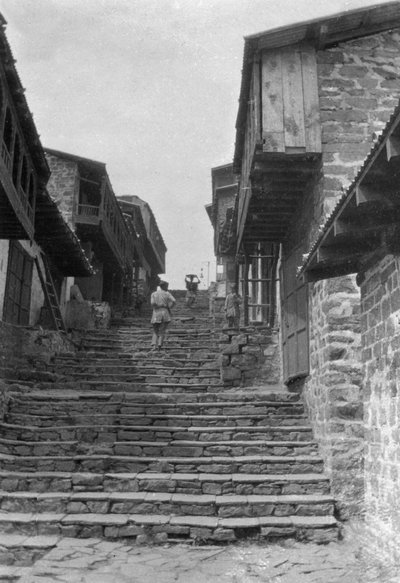 الخطوات المؤدية إلى بازار كيلانا ، الهند ، 1917 بواسطة غير معروف