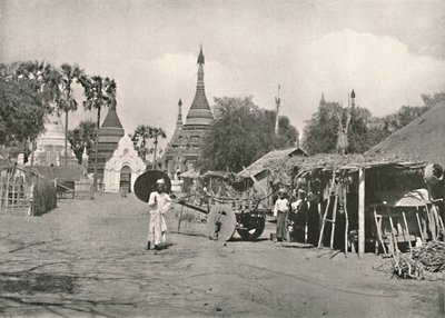 مشهد الشارع ، بهامو ، 1900. بواسطة غير معروف
