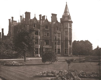محكمة Taplow ، باكينجهامشاير ، 1894. بواسطة غير معروف