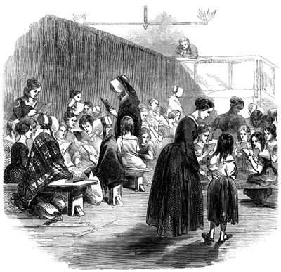 تعليم الفتيات القراءة في مدرسة Ragged School Union ، لامبيث ، لندن ، 1868 بواسطة غير معروف