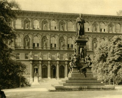 أكاديمية الفنون الجميلة ونصب شيلر ، فيينا ، النمسا ، c1935. بواسطة غير معروف