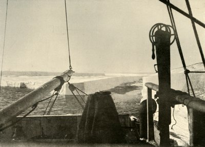 الحافة الحاجزة تكسر مسافة أربعة أميال جنوب هت بوينت ، c1908 ، 1909 بواسطة غير معروف