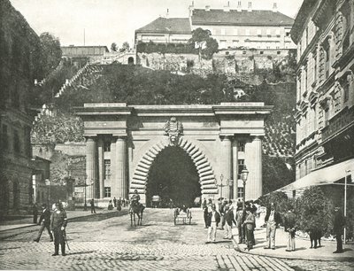 نفق قلعة بودا ، بودابست ، النمسا-المجر ، 1895. بواسطة غير معروف