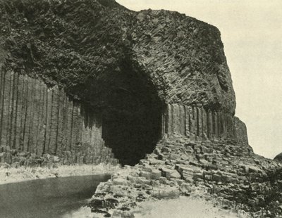 كهف بطل المحارب ، c1948. بواسطة غير معروف