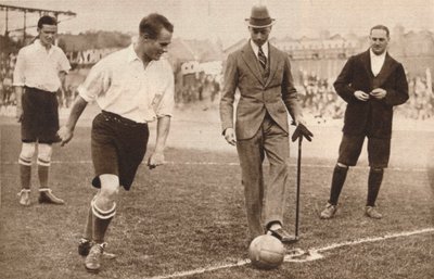 دوق يورك ، مباراة كرة قدم خيرية ، توتنهام هوتسبورز وكورنثيانز ، c1921 بواسطة غير معروف