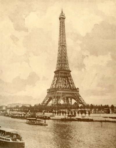 برج إيفل ، c1930. بواسطة غير معروف