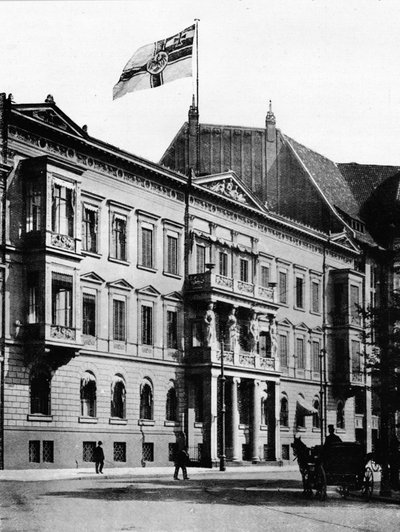 مبنى الأميرالية الألمانية ، برلين ، 1915 بواسطة غير معروف