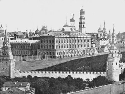 القصر الإمبراطوري داخل الكرملين ، موسكو ، روسيا ، 1895. بواسطة غير معروف