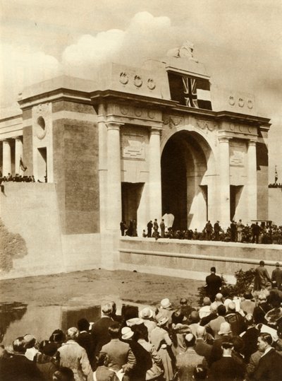 تم الكشف عن بوابة مينين ، إبرس ، بلجيكا ، 24 يوليو 1927 ، 1935. بواسطة غير معروف