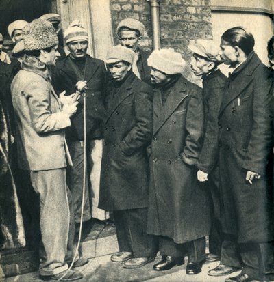 Navys هنا. القوزاق إنقاذ البحارة البريطانيين من Altmark. ، 1942 بواسطة غير معروف