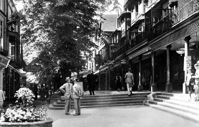 ال Pantiles ، Tunbridge Wells ، كينت ، أوائل القرن العشرين بواسطة غير معروف