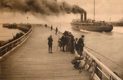 الرصيف ومدخل Mail-Steamer ، c1928 بواسطة غير معروف