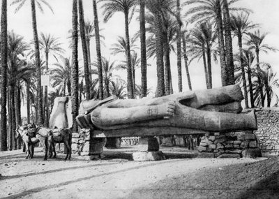 تمثال رمسيس الثاني ، القاهرة ، مصر ، 1920 م بواسطة غير معروف