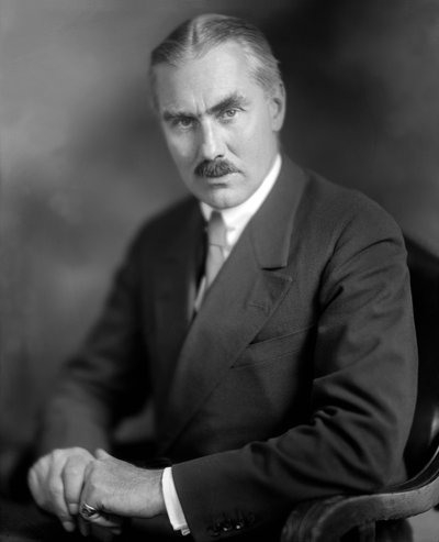 سفير الولايات المتحدة في اليابان ، جوزيف كلارك غرو ، واشنطن العاصمة ، حوالي عام 1934 (صورة بالأبيض والأسود) بواسطة غير معروف
