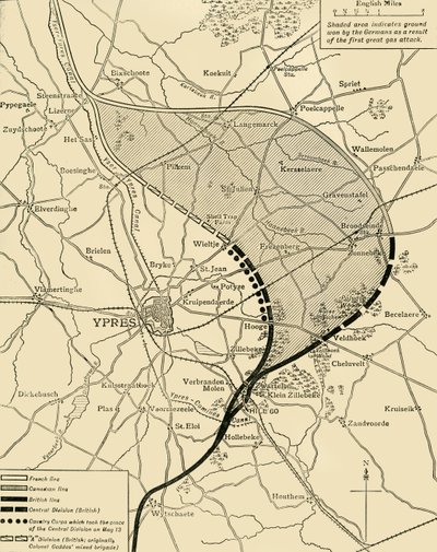 The Ypres Salient قبل وبعد معركة Ypres الثانية ... ، الحرب العالمية الأولى ، 1915 ، c1920. بواسطة غير معروف