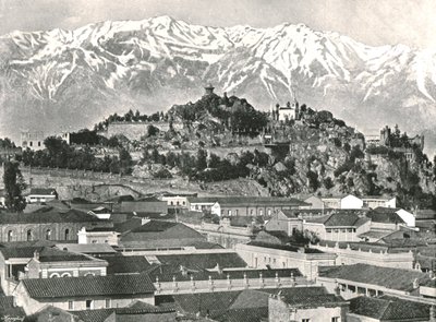 تلة سانتا لوسيا مع جبال الأنديز في الخلفية ، سانتياغو ، تشيلي ، 1895. بواسطة غير معروف