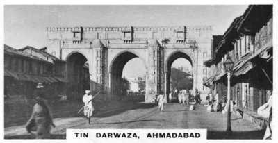 تين داروازا ، أحمد آباد ، غوجارات ، الهند ، c1925 بواسطة غير معروف