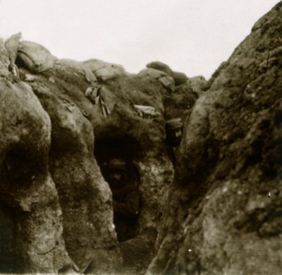الخنادق ، c1914-c1918 بواسطة غير معروف