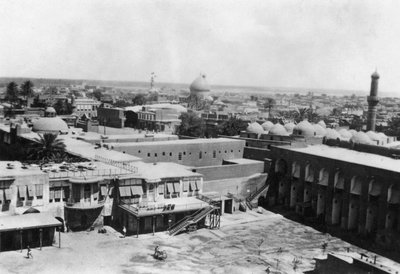 منظر لبغداد من برج كتلة ، المستشفى العام البريطاني الحادي والثلاثين ، بلاد الرافدين ، الحرب العالمية الأولى ، 1918 بواسطة غير معروف