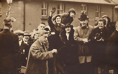 ويلز تعرف كيف تبتهج ، 1936 1937 بواسطة غير معروف